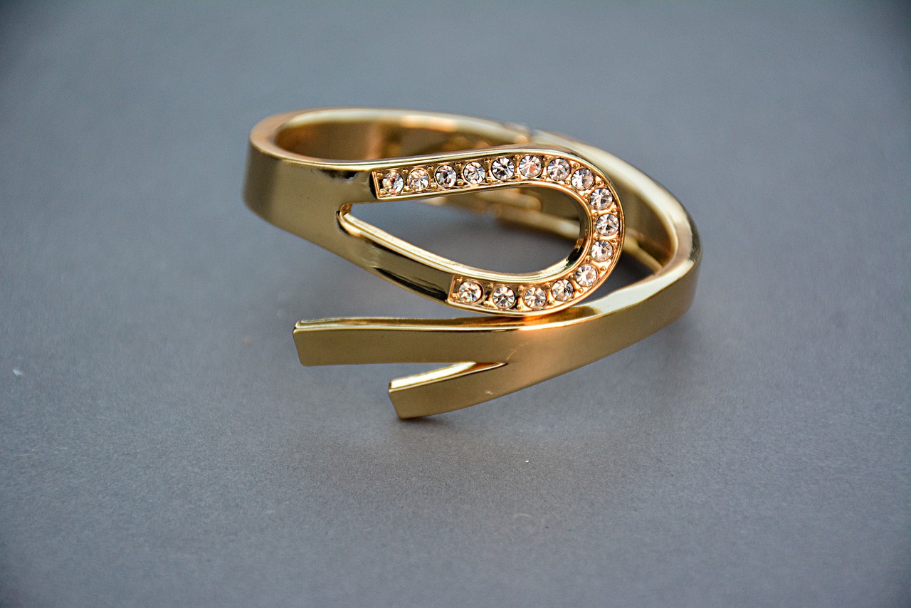 Gdzie najlepiej kupić złoty pierścionek?